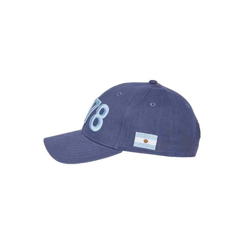 Denim hat with a curved brim and the Argentinian flag on the left side, honoring Argentina's victory in the FIFA World Cup in 1978.