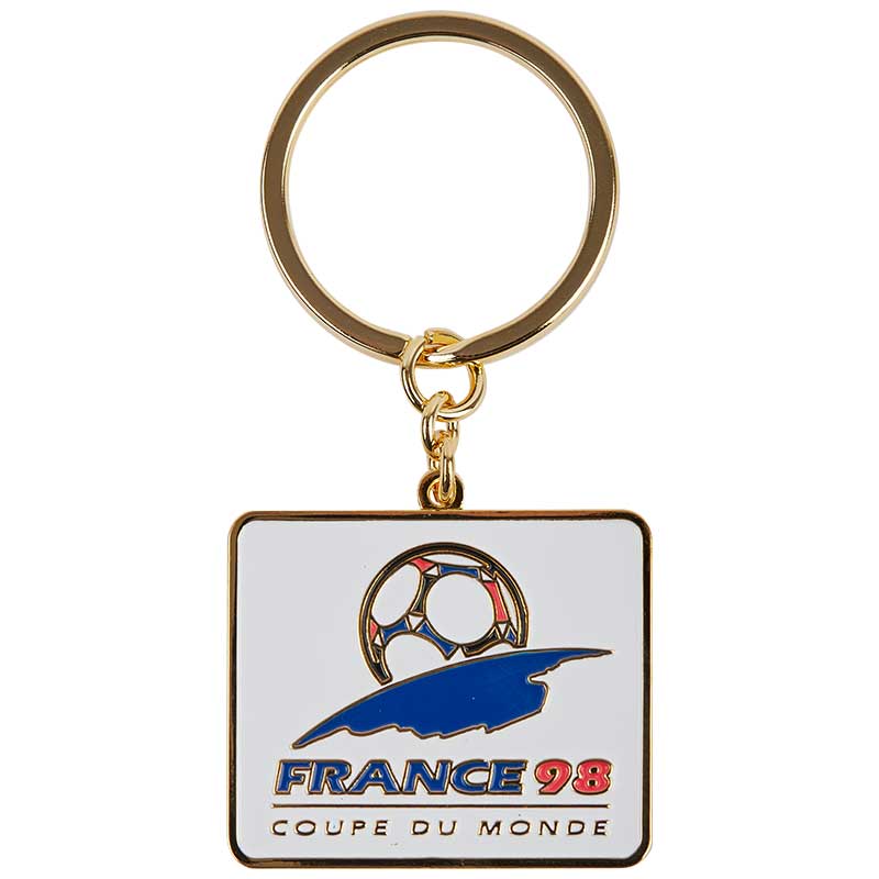 Add to the collection of passion with an iconic keyring from the Coupe De Monde tournament in France of 1998.